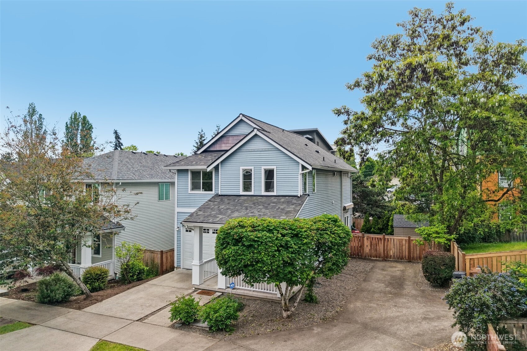 3951 S Chicago St , Seattle, WA 98118
