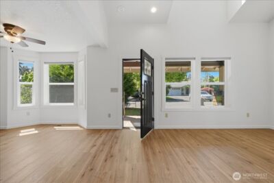 4619 NW Grant Street , Vancouver, WA 98663 - Photo 4