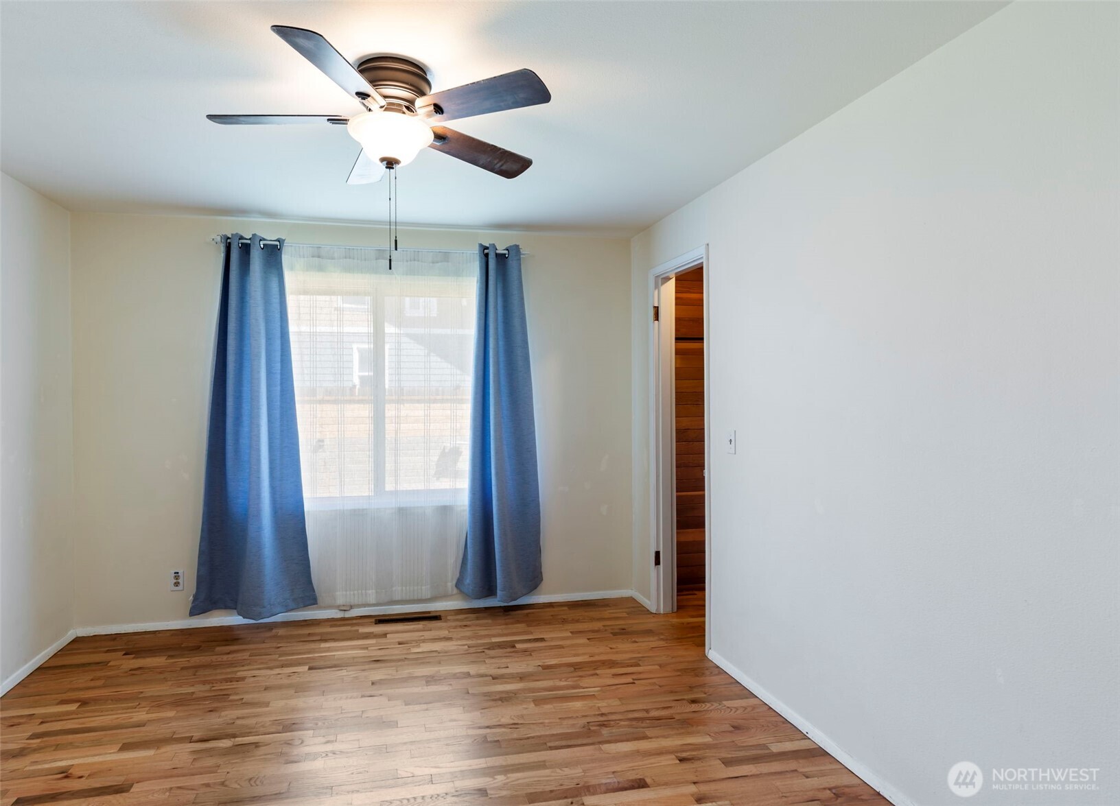 1116 W 1st Street , Centralia, WA 98531