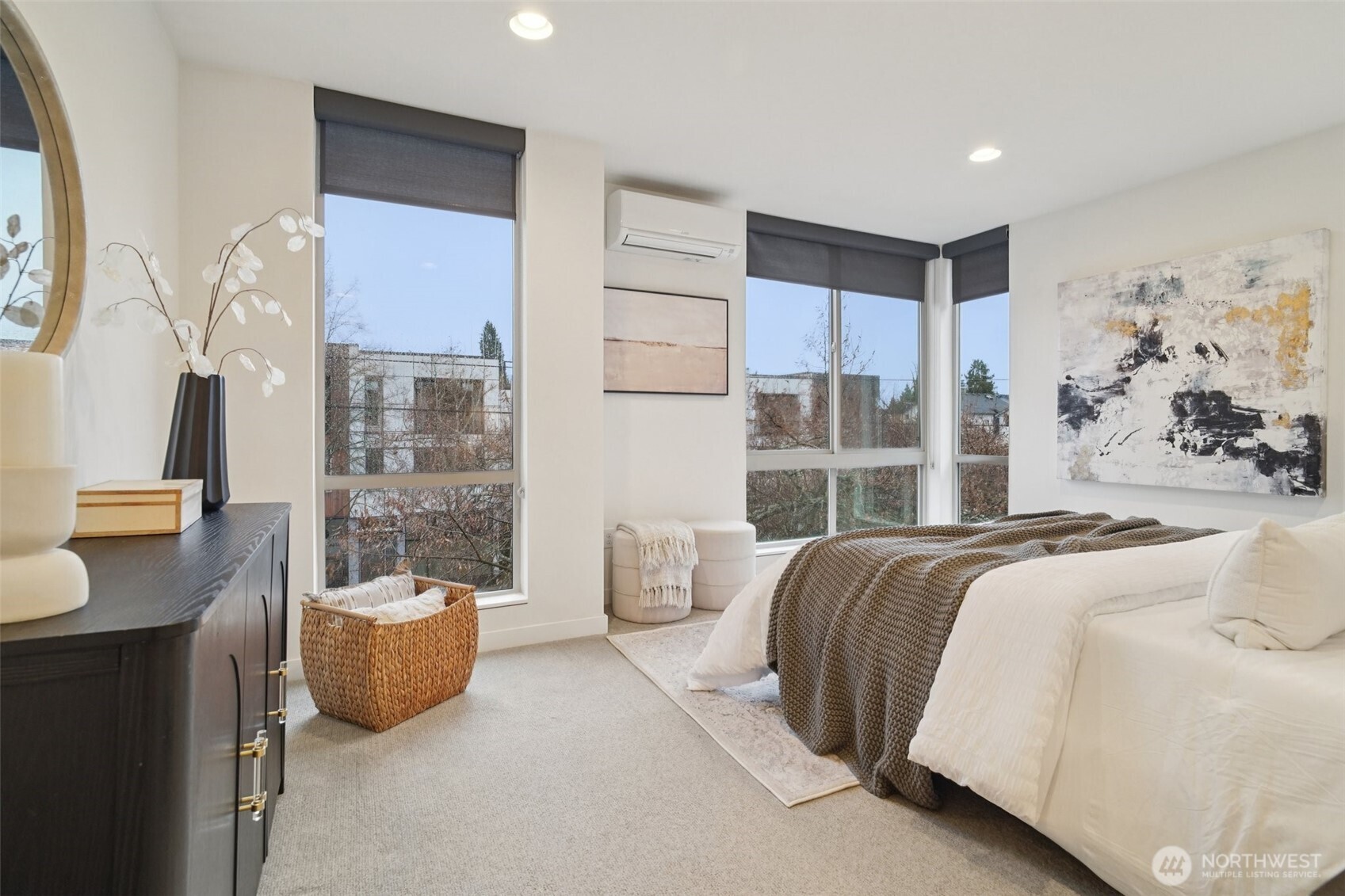 3817 B California Avenue SW, Seattle, WA 98116