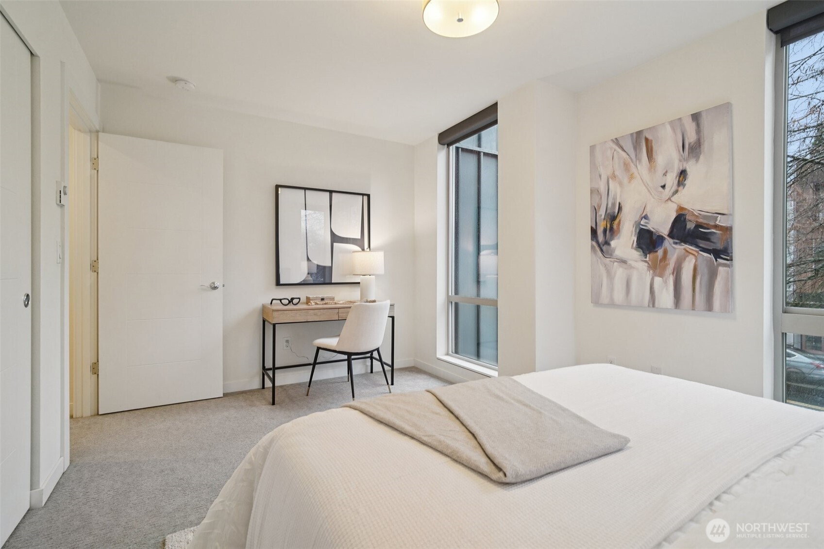 3817 B California Avenue SW, Seattle, WA 98116