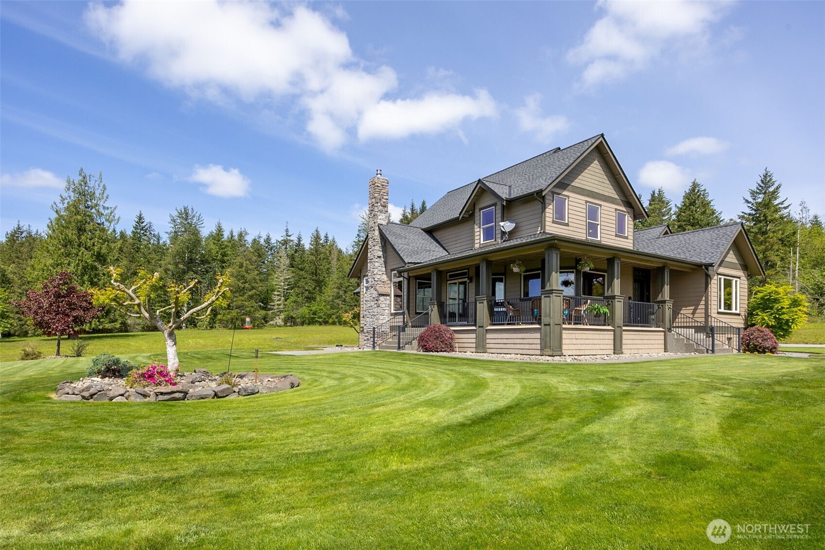 44414 14th Avenue E, Eatonville, WA 98328