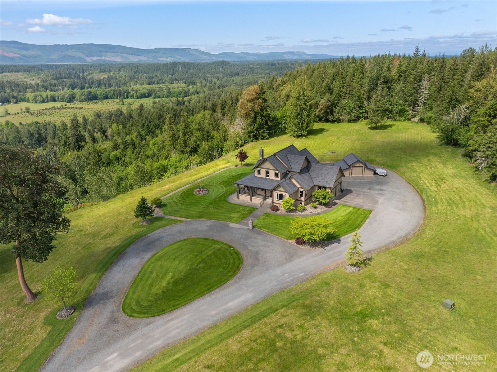 44414 14th Avenue E, Eatonville, WA 98328