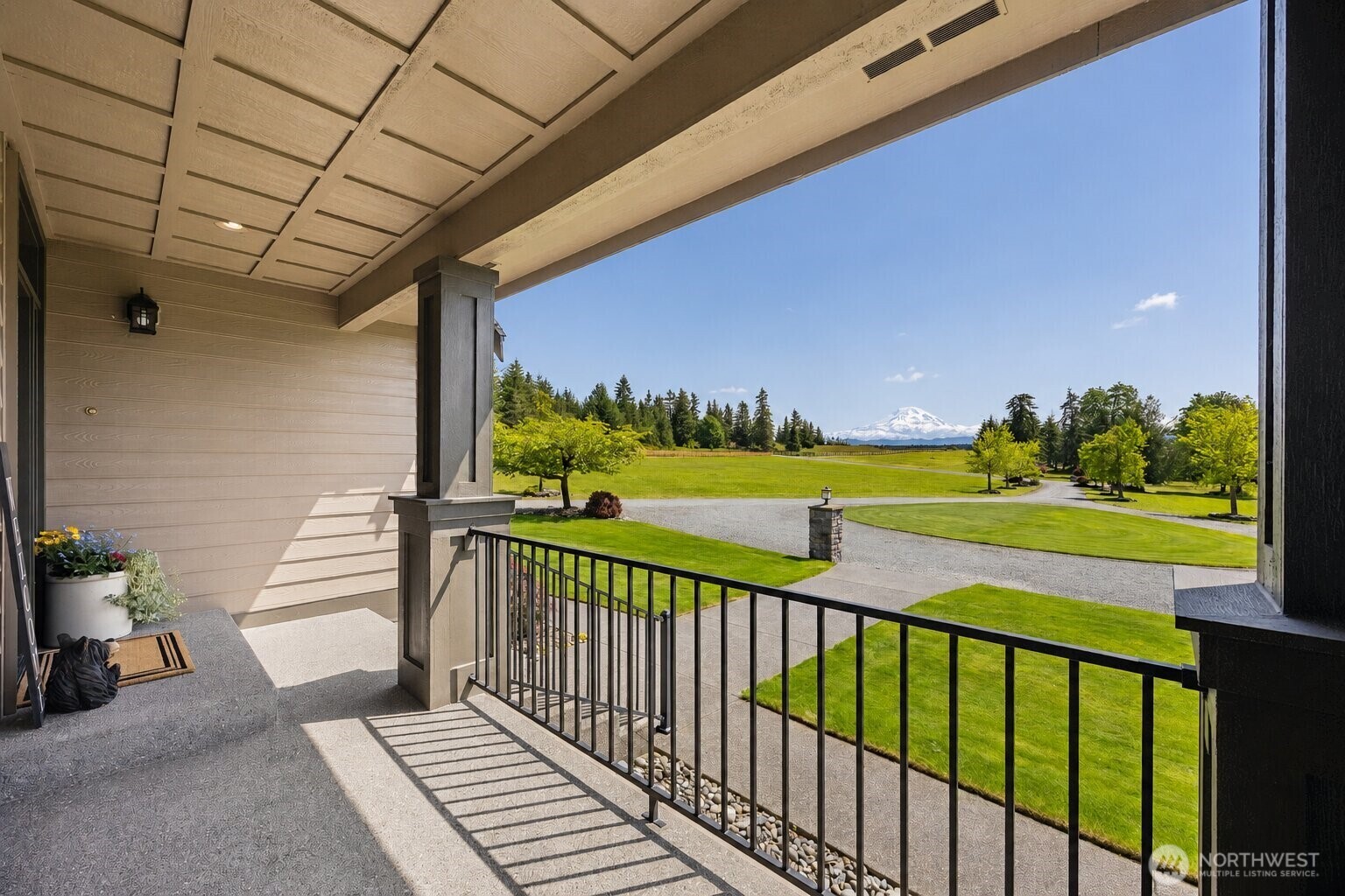 44414 14th Avenue E, Eatonville, WA 98328