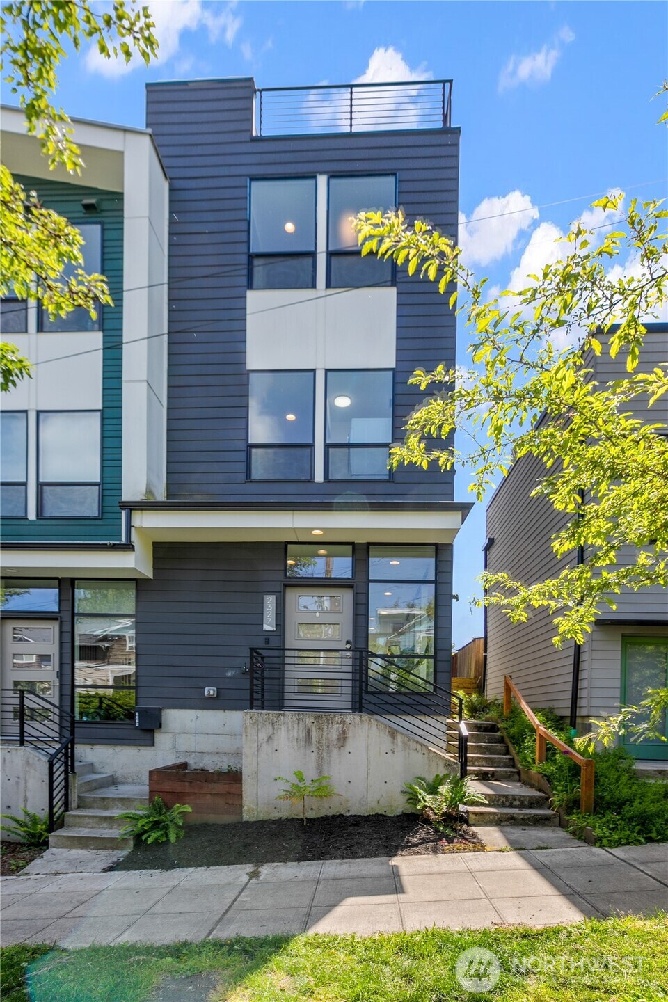 2327 E Denny Way , Seattle, WA 98122