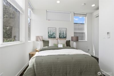 2327 E Denny Way , Seattle, WA 98122 - Photo 19