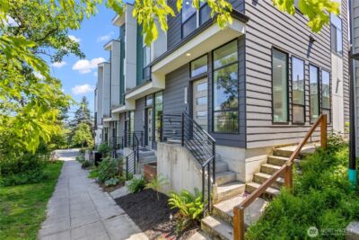 2327 E Denny Way , Seattle, WA 98122 - Photo 2