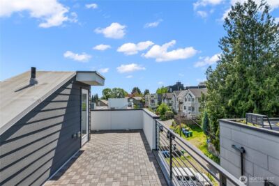 2327 E Denny Way , Seattle, WA 98122 - Photo 27