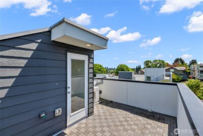 2327 E Denny Way , Seattle, WA 98122 - Photo 28