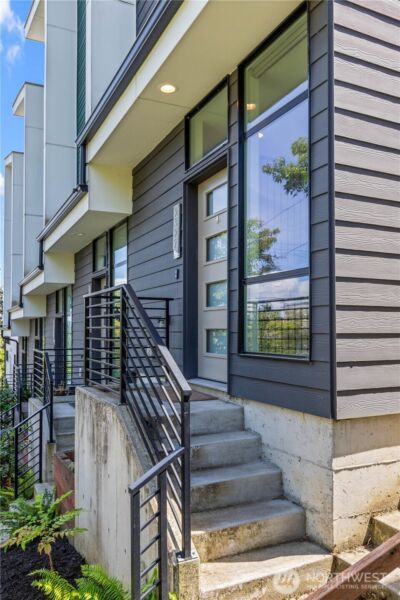 2327 E Denny Way , Seattle, WA 98122 - Photo 3