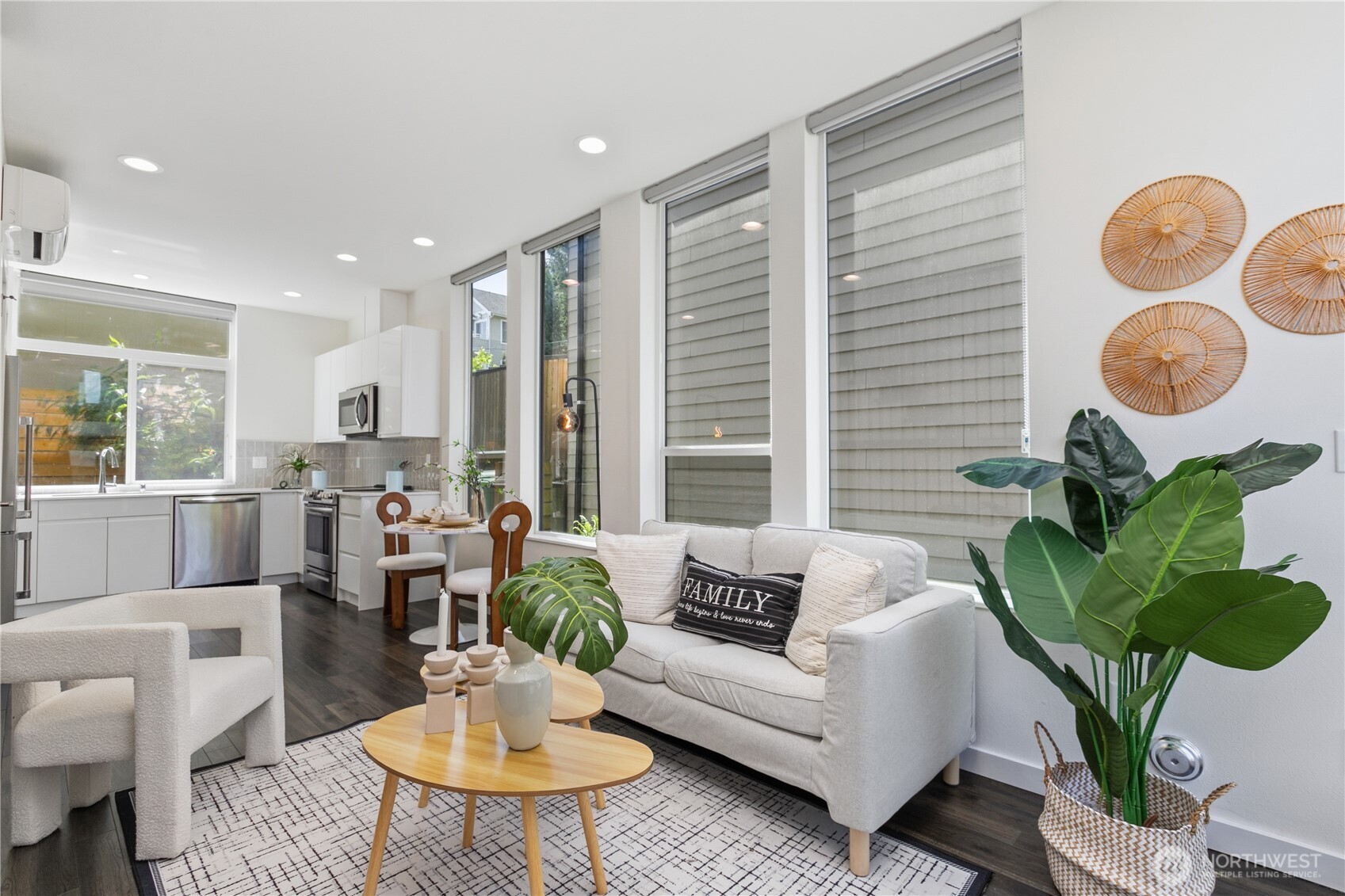2327 E Denny Way , Seattle, WA 98122