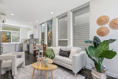 2327 E Denny Way , Seattle, WA 98122 - Photo 4