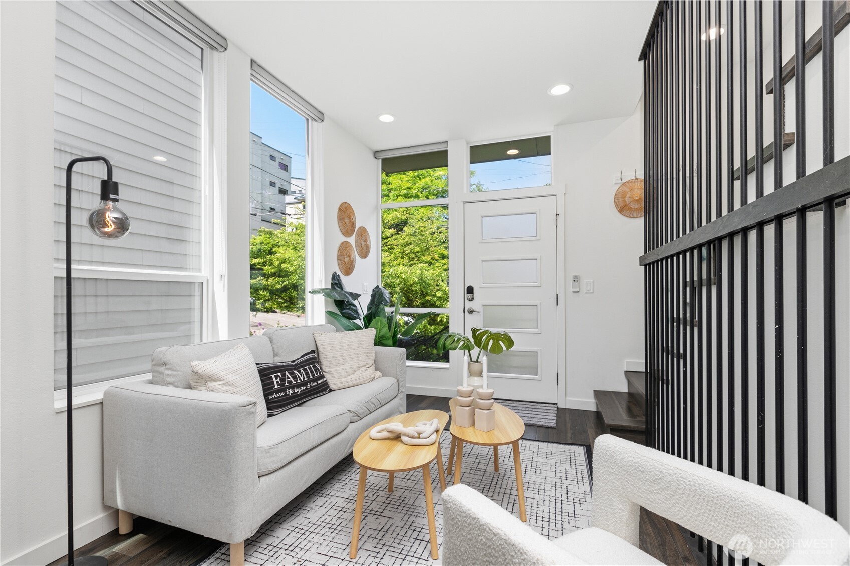 2327 E Denny Way , Seattle, WA 98122