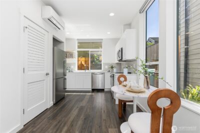2327 E Denny Way , Seattle, WA 98122 - Photo 9