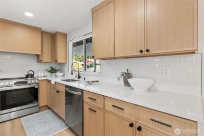 9548 3rd Avenue NW, Seattle, WA 98117 - Photo 13