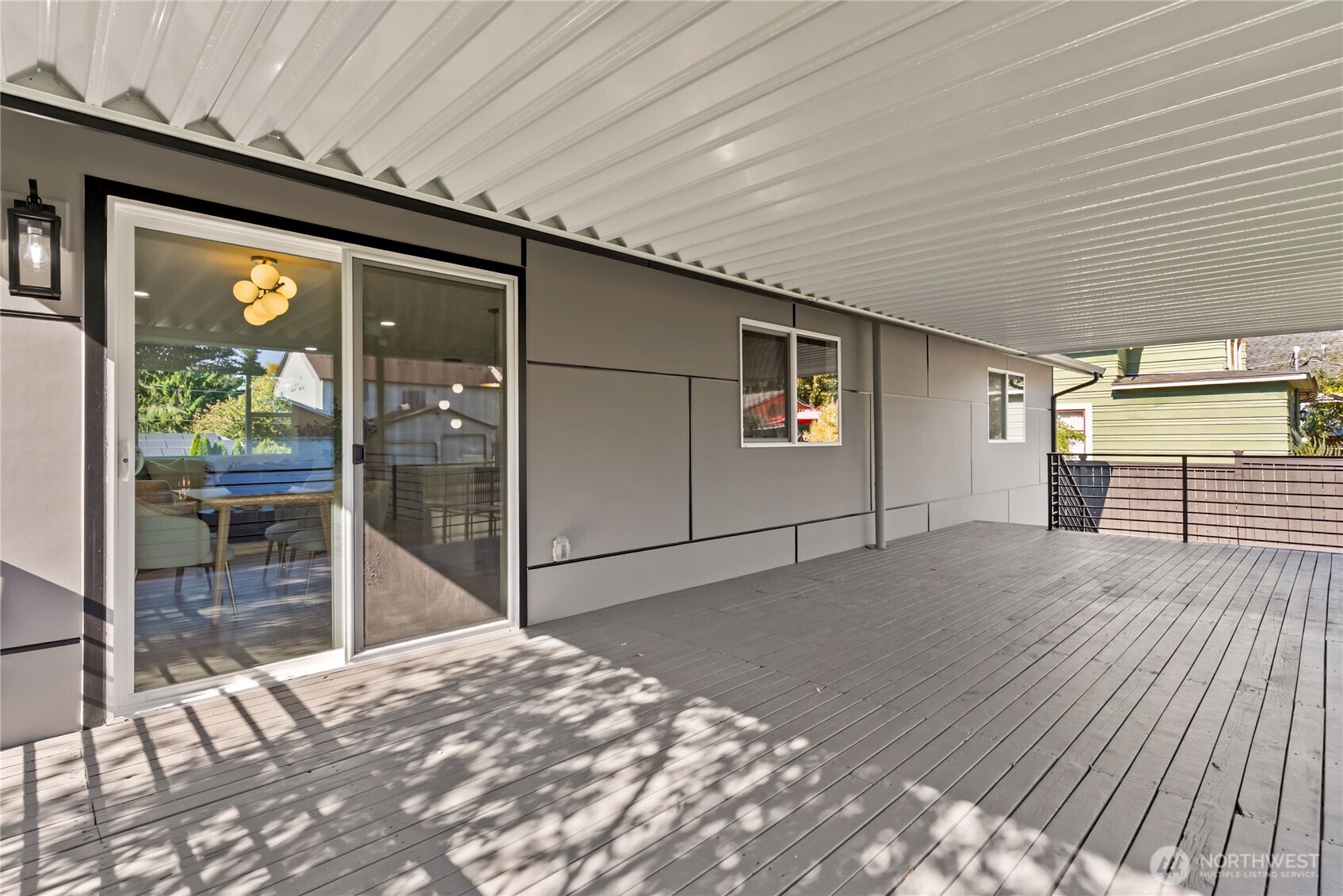 9548 3rd Avenue NW, Seattle, WA 98117