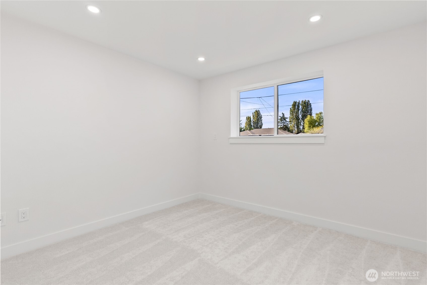 9548 3rd Avenue NW, Seattle, WA 98117