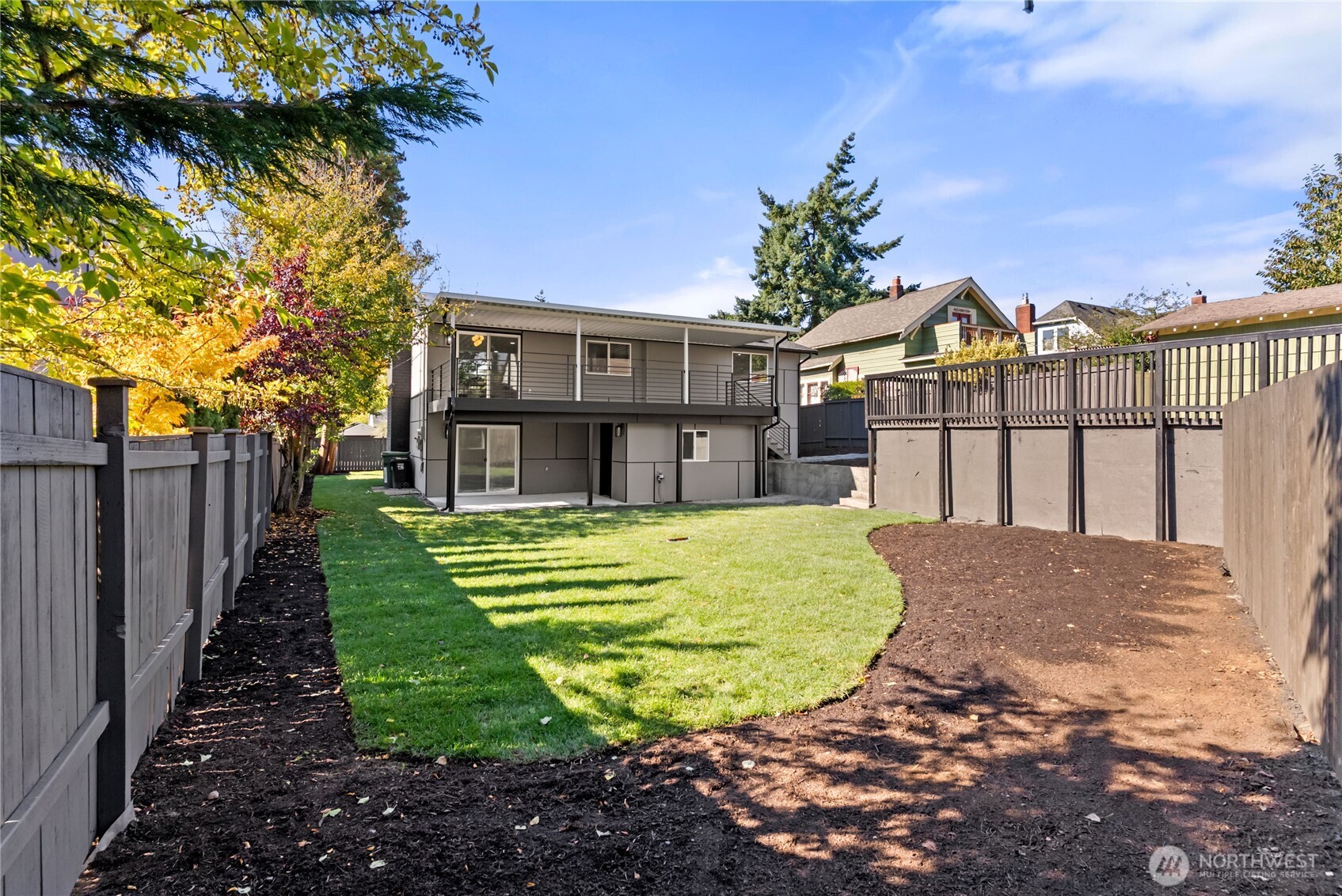9548 3rd Avenue NW, Seattle, WA 98117