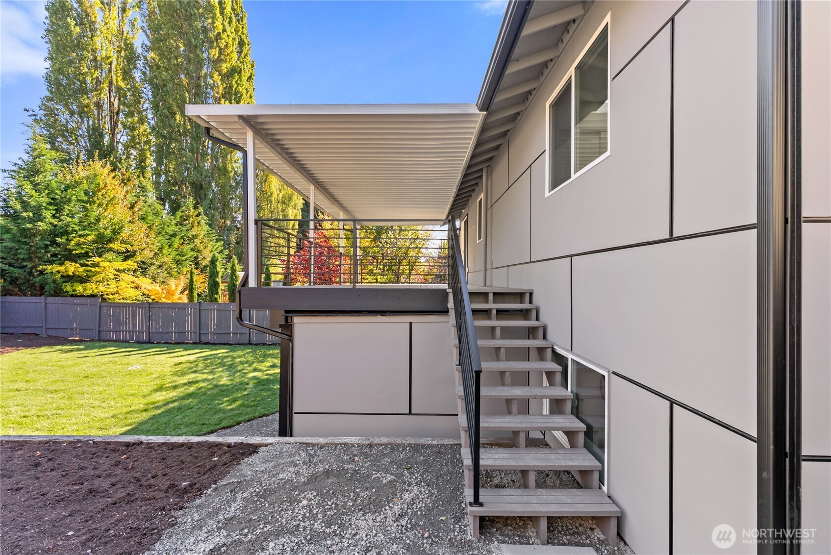 9548 3rd Avenue NW, Seattle, WA 98117