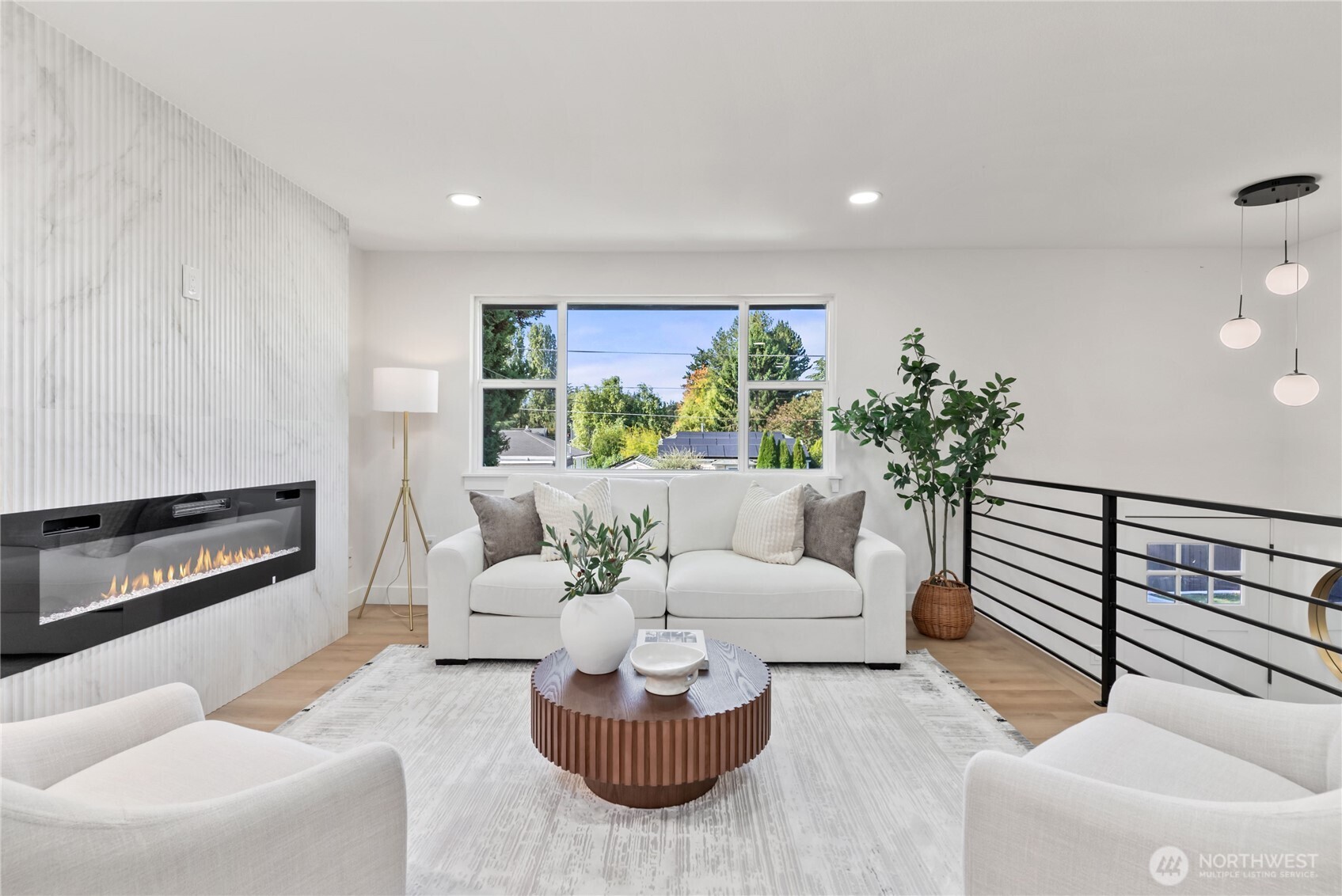 9548 3rd Avenue NW, Seattle, WA 98117
