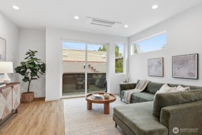 2769 59th Avenue SW #A, Seattle, WA 98116 - Photo 17