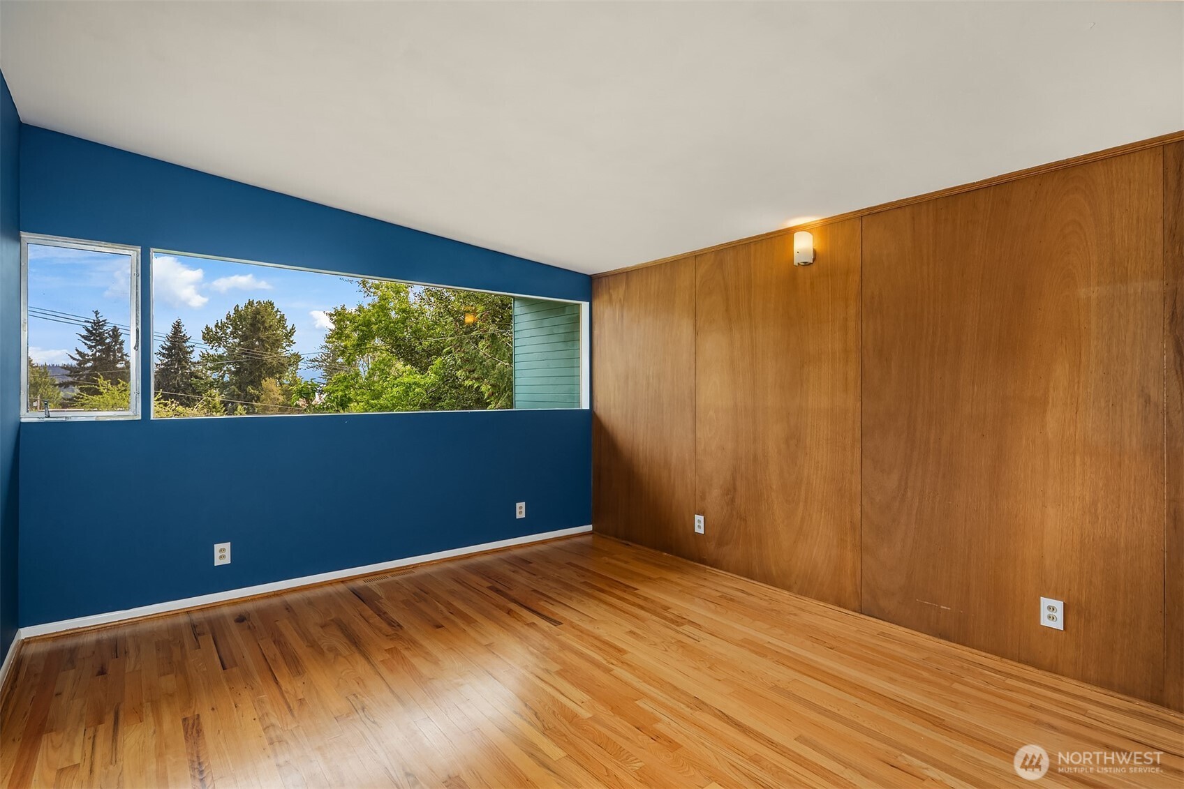 6180 NE 185th Street , Kenmore, WA 98028