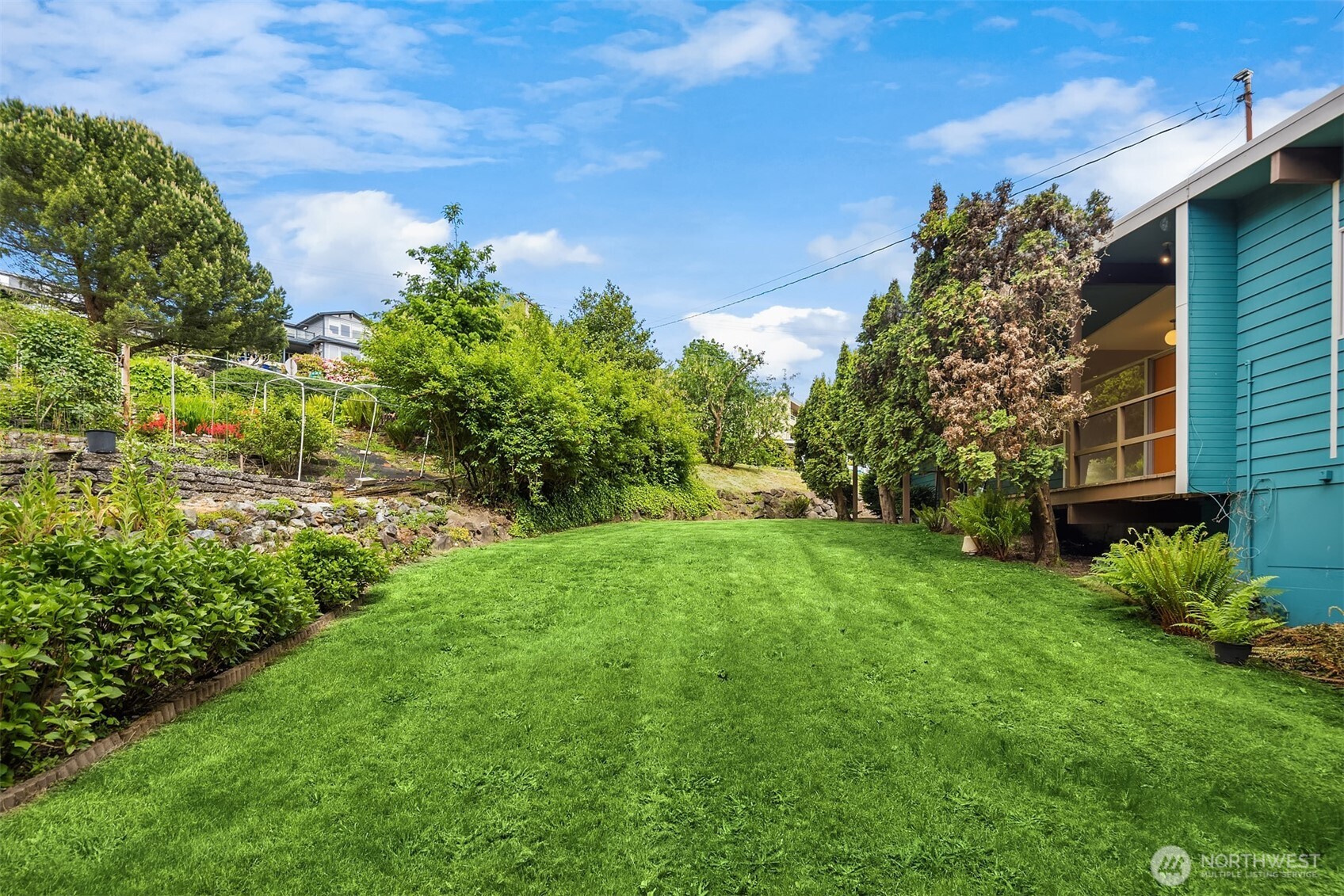 6180 NE 185th Street , Kenmore, WA 98028