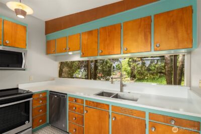 6180 NE 185th Street , Kenmore, WA 98028 - Photo 3