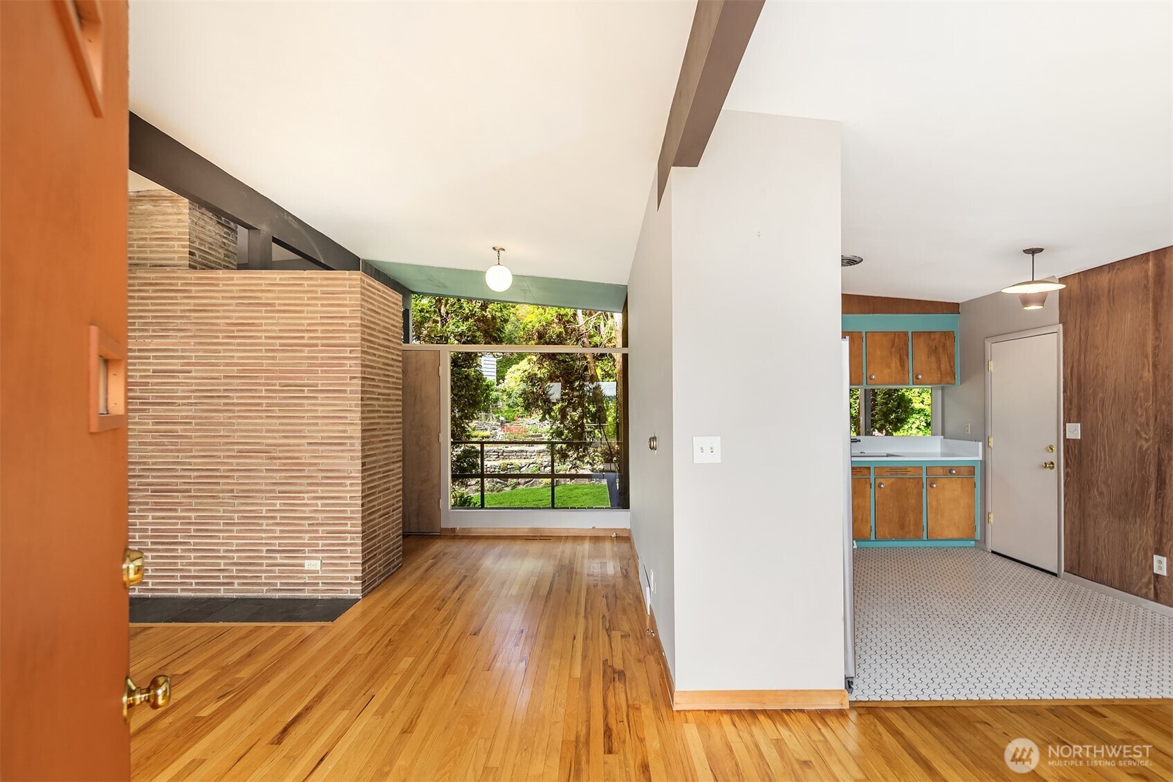 6180 NE 185th Street , Kenmore, WA 98028
