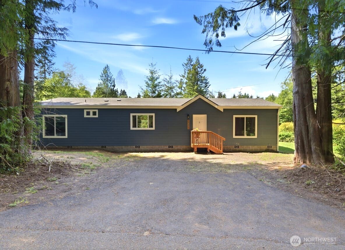 29377 Scenic Drive NE, Poulsbo, WA 98370