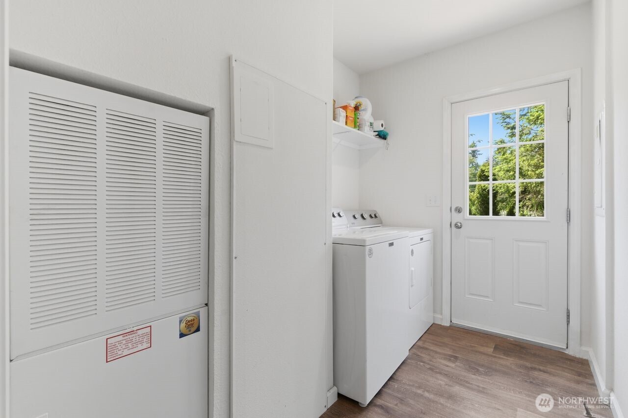 29377 Scenic Drive NE, Poulsbo, WA 98370