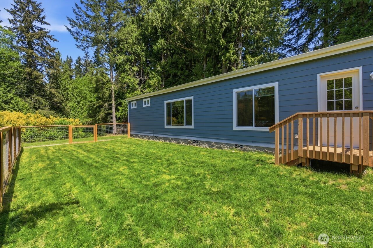 29377 Scenic Drive NE, Poulsbo, WA 98370