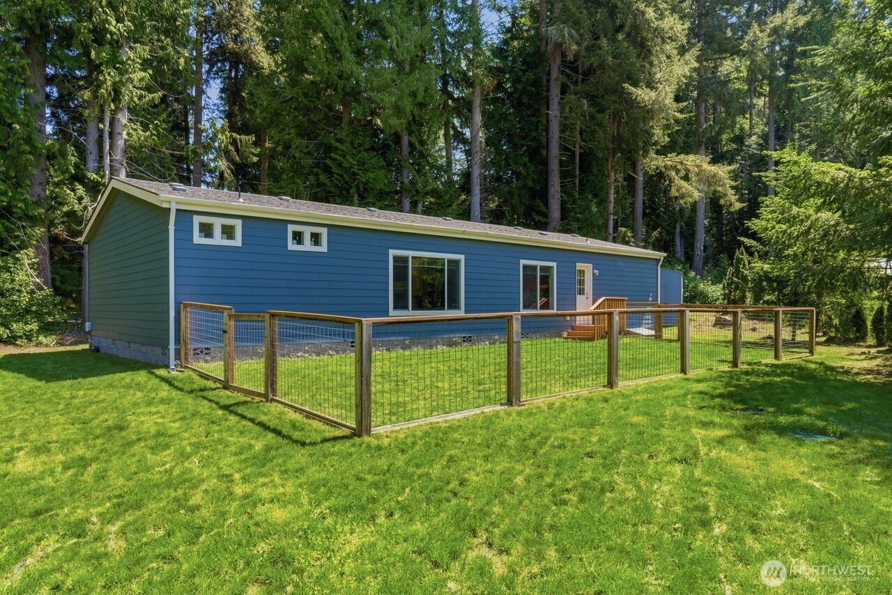 29377 Scenic Drive NE, Poulsbo, WA 98370