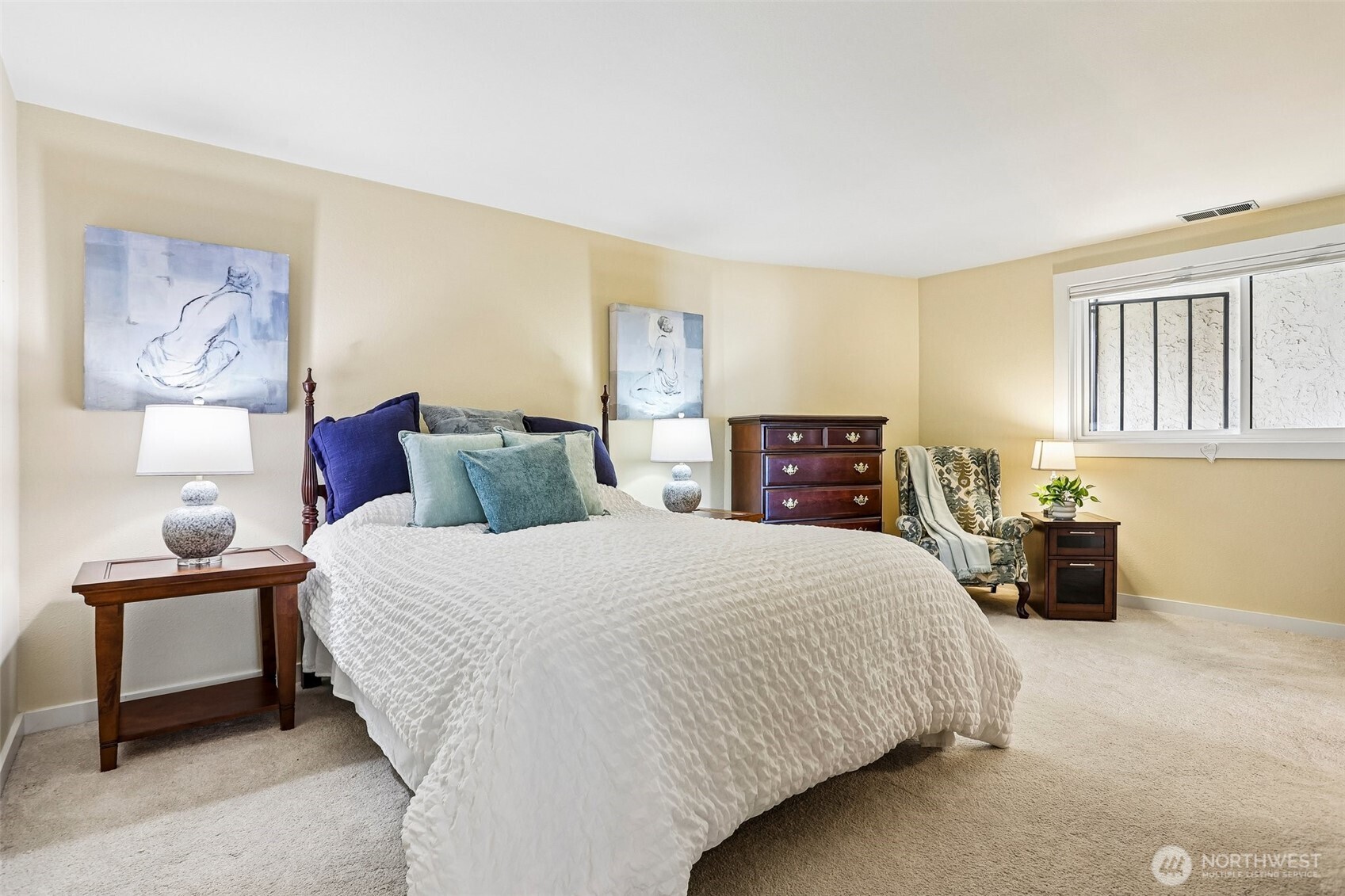 16921 Inglewood Road NE #A103, Kenmore, WA 98028