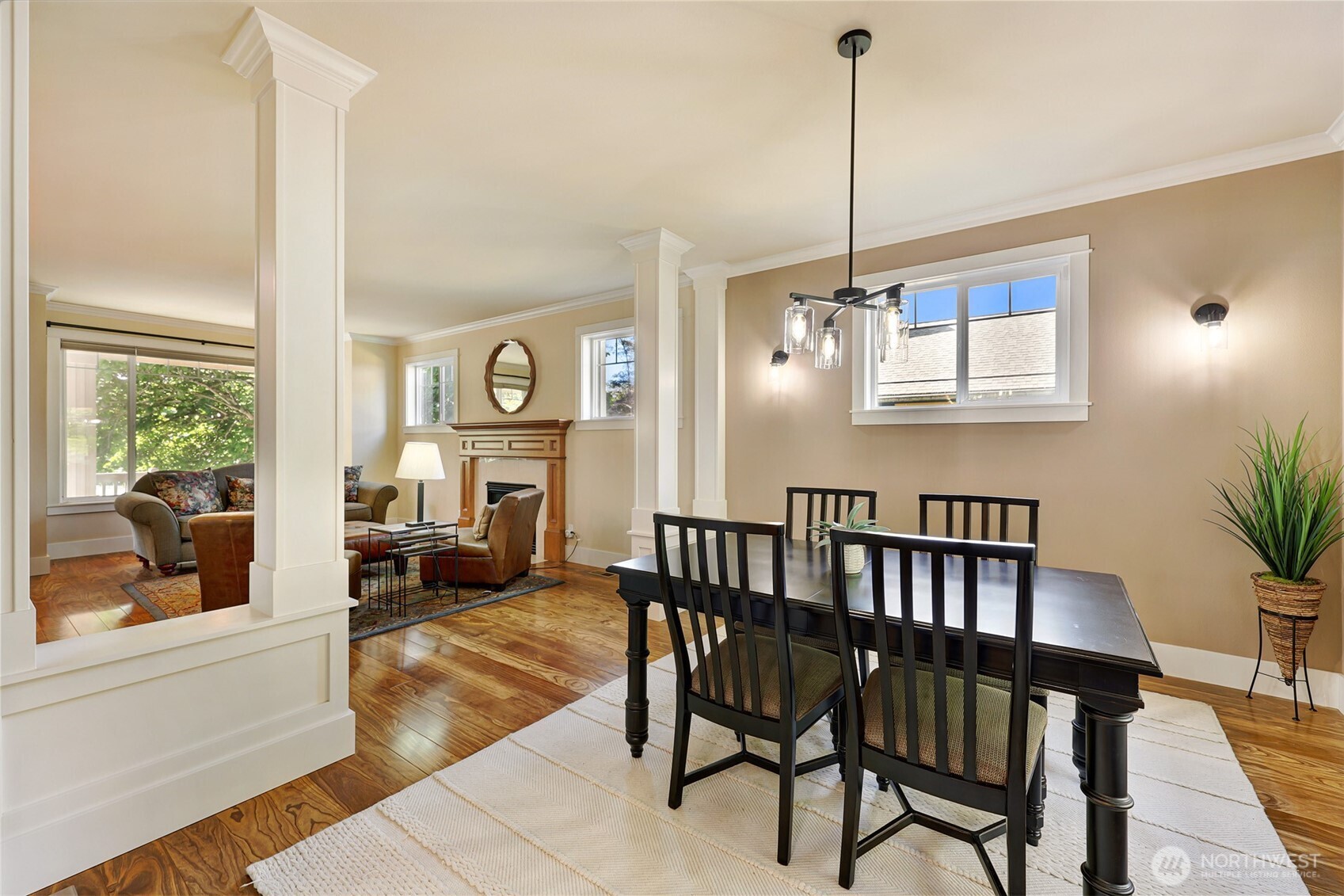 4814 51st Avenue S, Seattle, WA 98118