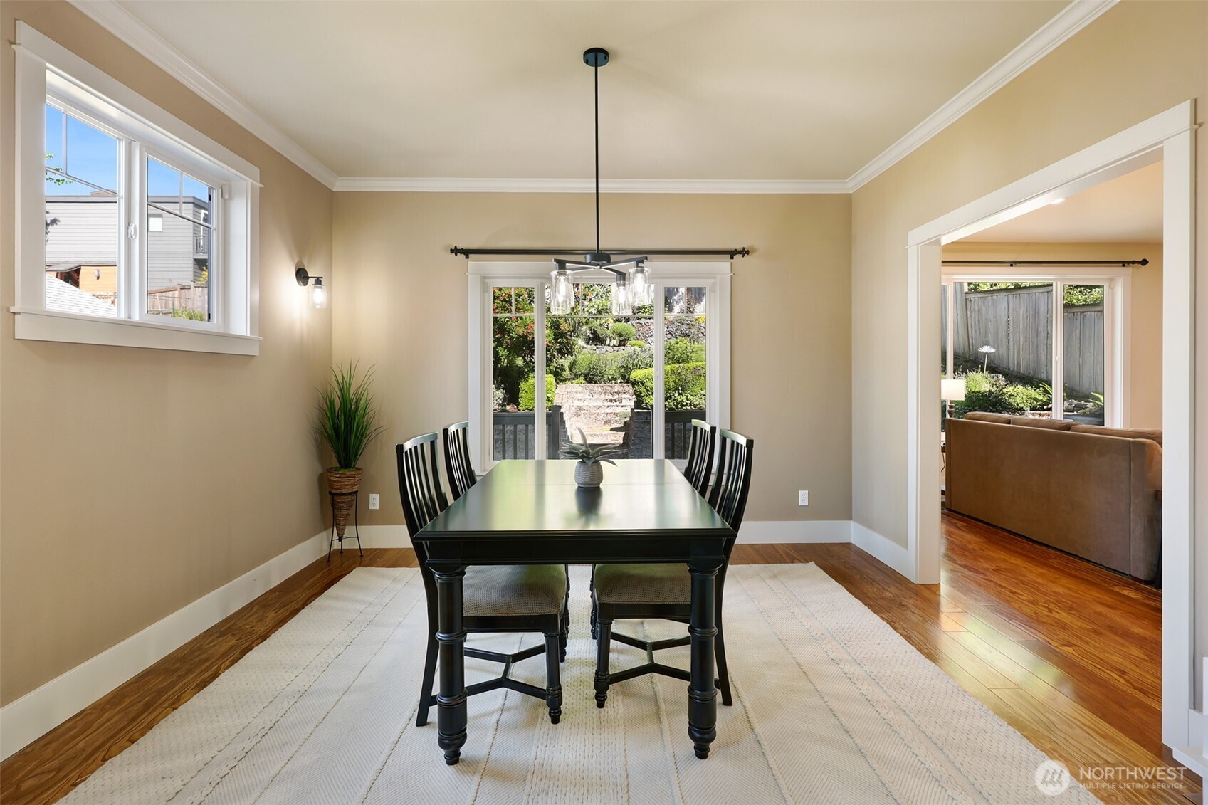 4814 51st Avenue S, Seattle, WA 98118