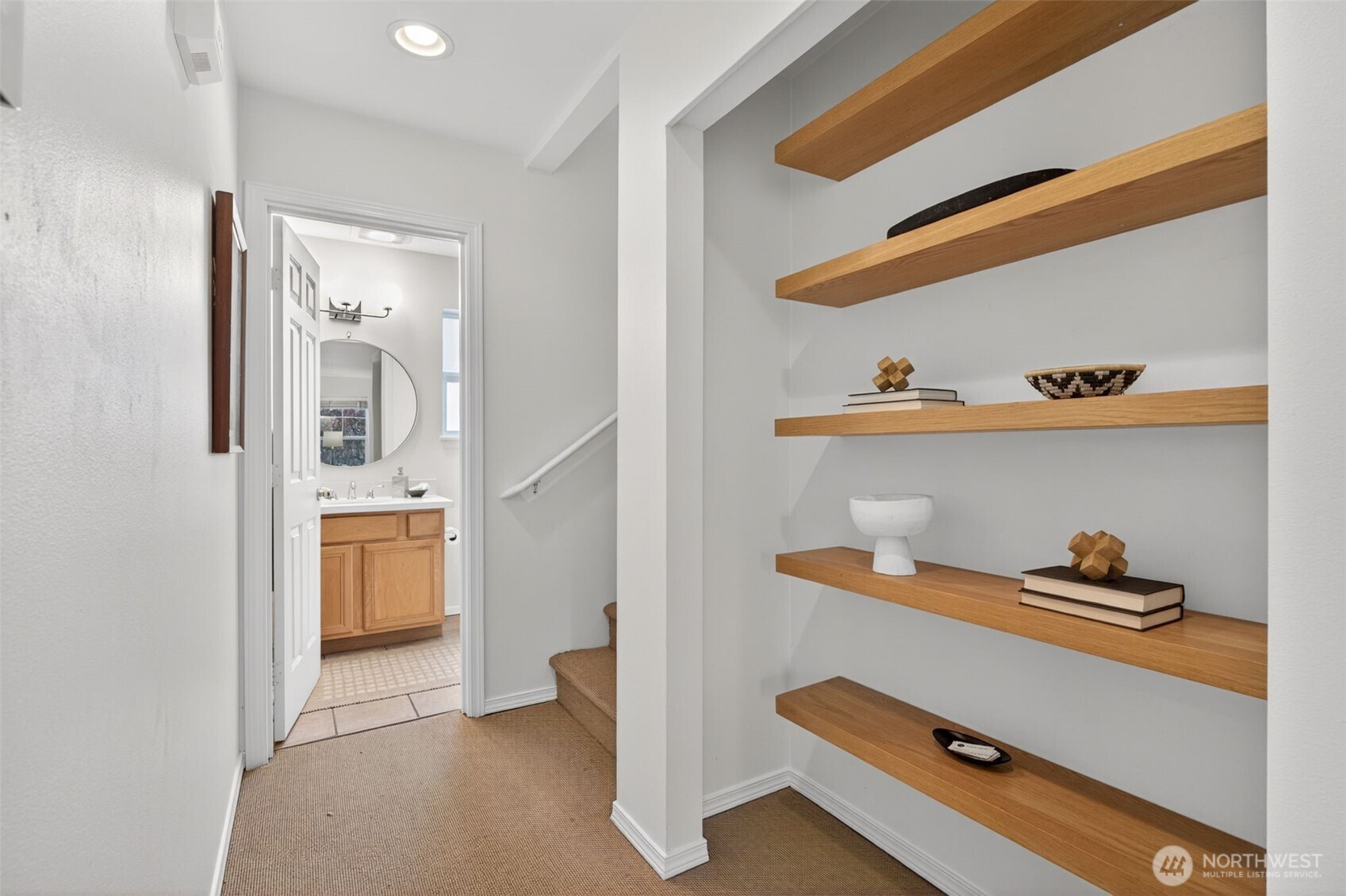 9257 Interlake Avenue N, Seattle, WA 98103