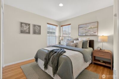 9257 Interlake Avenue N, Seattle, WA 98103 - Photo 17