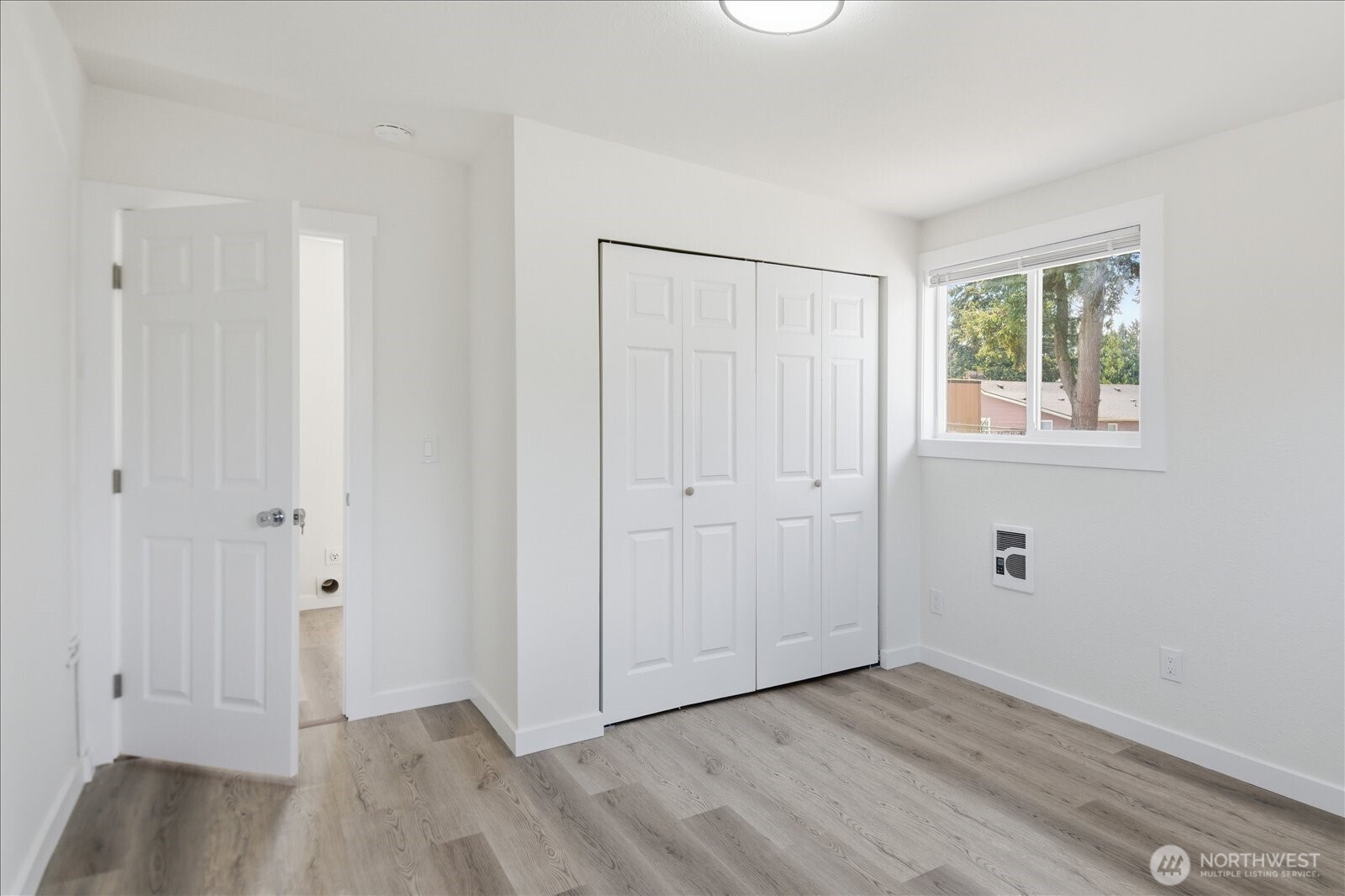 7408 OLYMPIC DRIVE , Everett, WA 98203