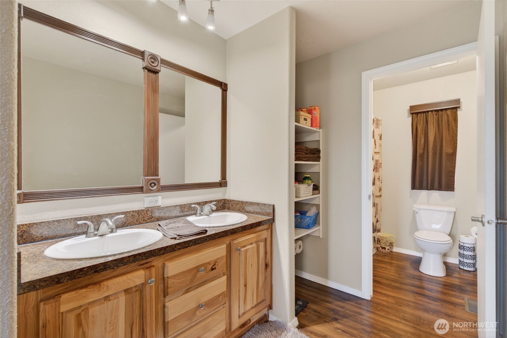 2420 Fords Prairie Avenue , Centralia, WA 98531