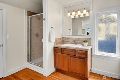 4711 51st Avenue S, Seattle, WA 98118 - Photo 18