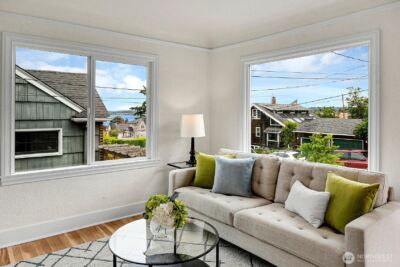 4711 51st Avenue S, Seattle, WA 98118 - Photo 3