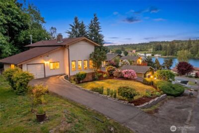4518 SE Firmont Drive , Port Orchard, WA 98367