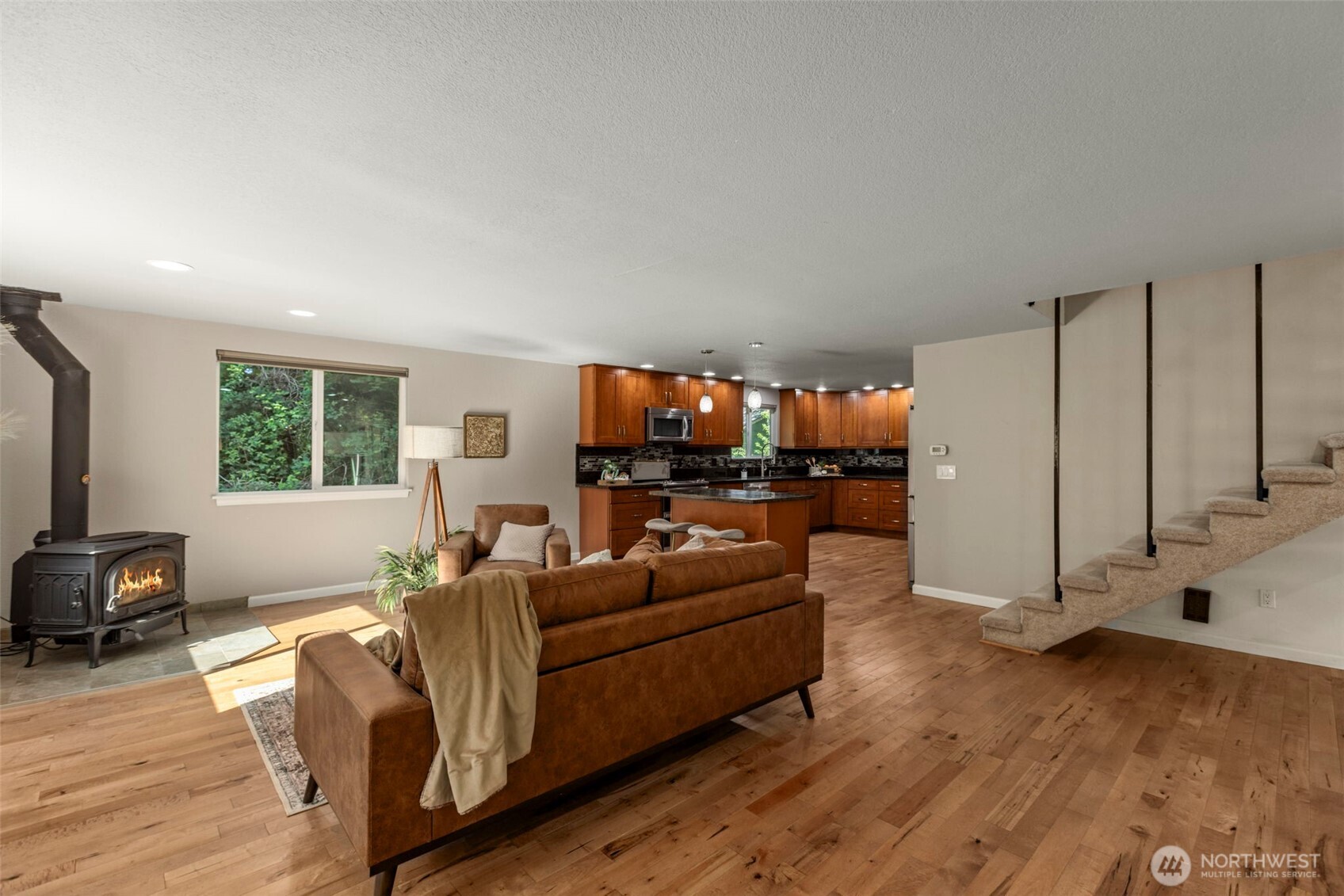 4518 SE Firmont Drive , Port Orchard, WA 98367