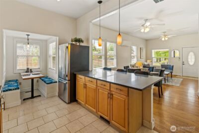 3228 39th Avenue SW, Seattle, WA 98116 - Photo 14