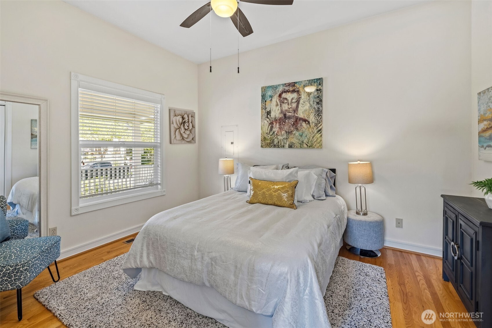 3228 39th Avenue SW, Seattle, WA 98116