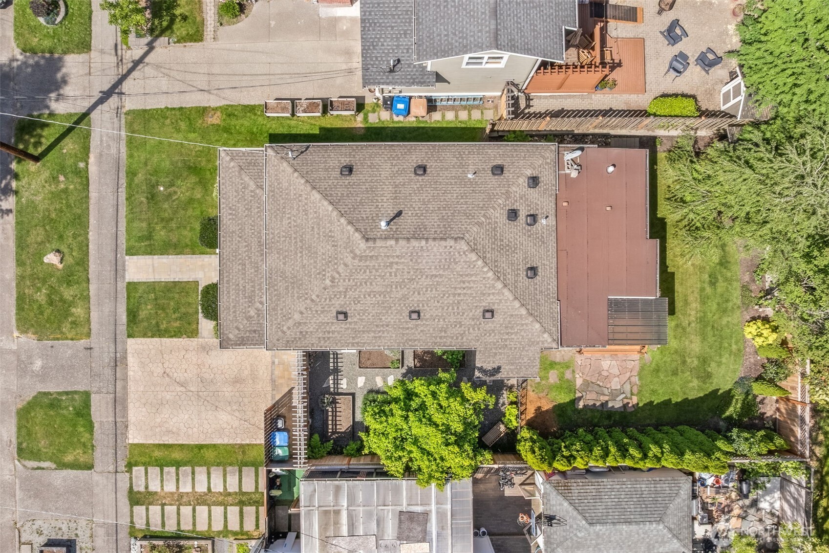 3228 39th Avenue SW, Seattle, WA 98116