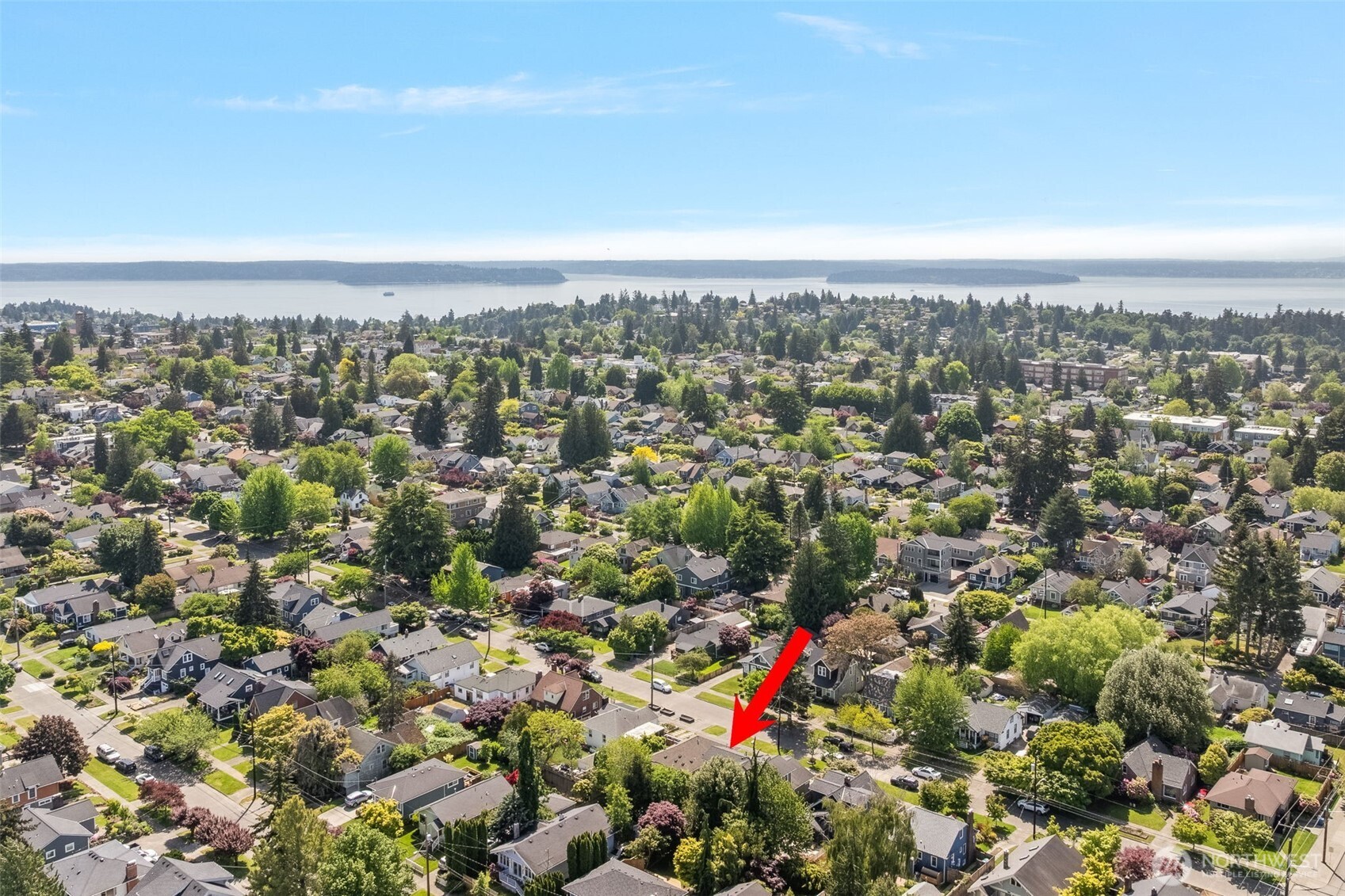 3228 39th Avenue SW, Seattle, WA 98116