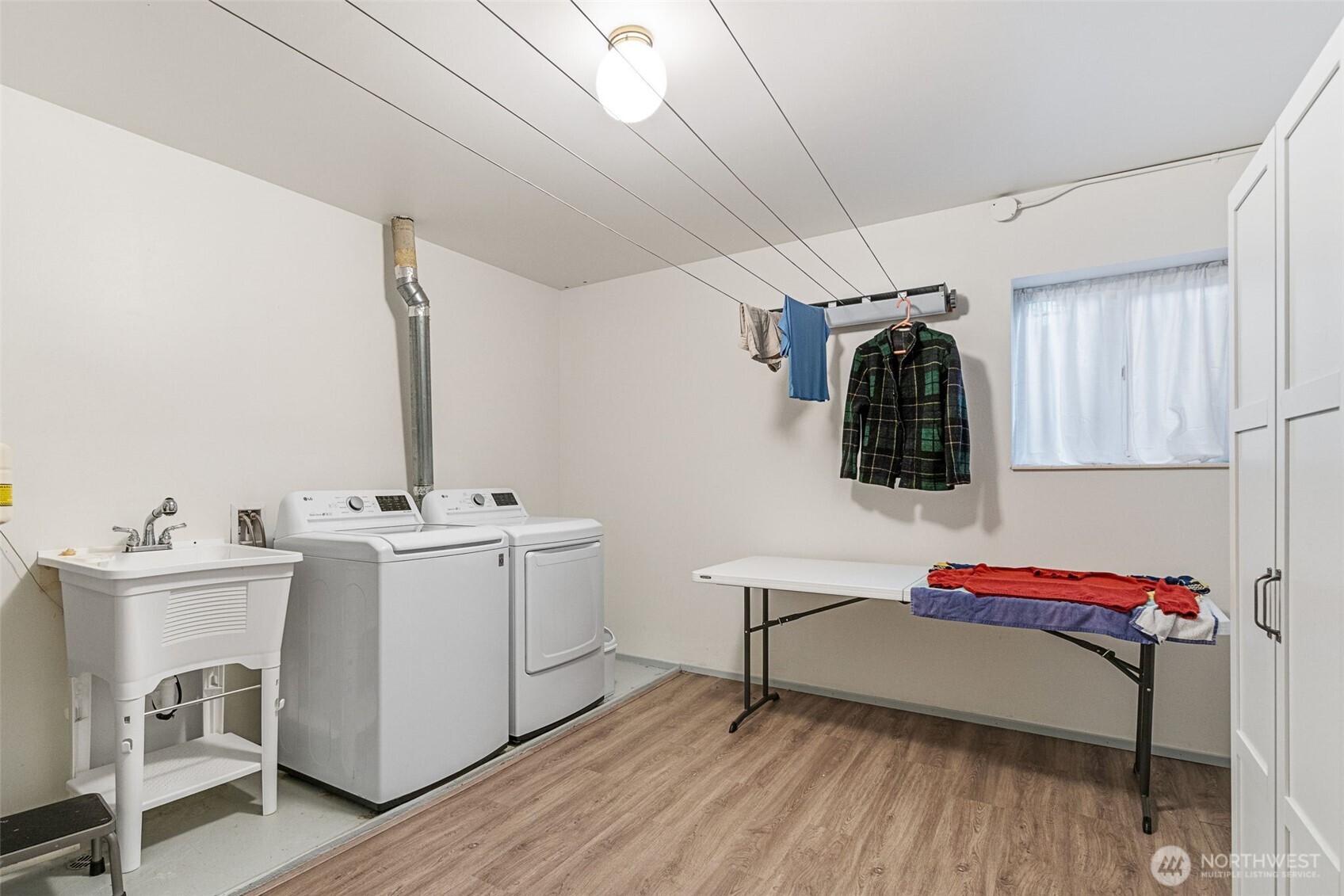 75 E Lynn Street #B, Seattle, WA 98102