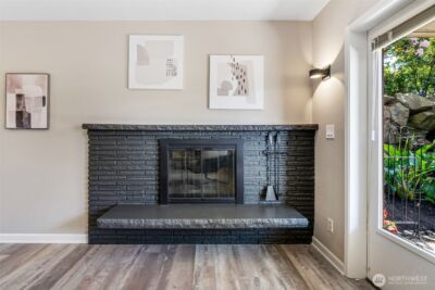 75 E Lynn Street #B, Seattle, WA 98102 - Photo 3